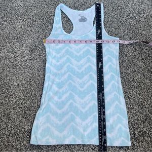 Womens juniors tank top size Large 11–13 juniors